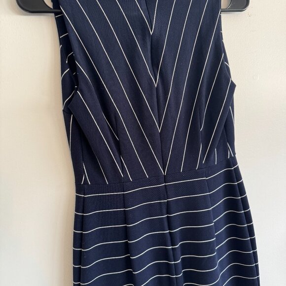 Flattering! Banana Republic Striped Knit Bodycon Dress - Size 4 - Picture 4 of 5
